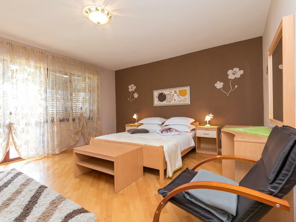 Apartments Nada Vrsar Luaran gambar