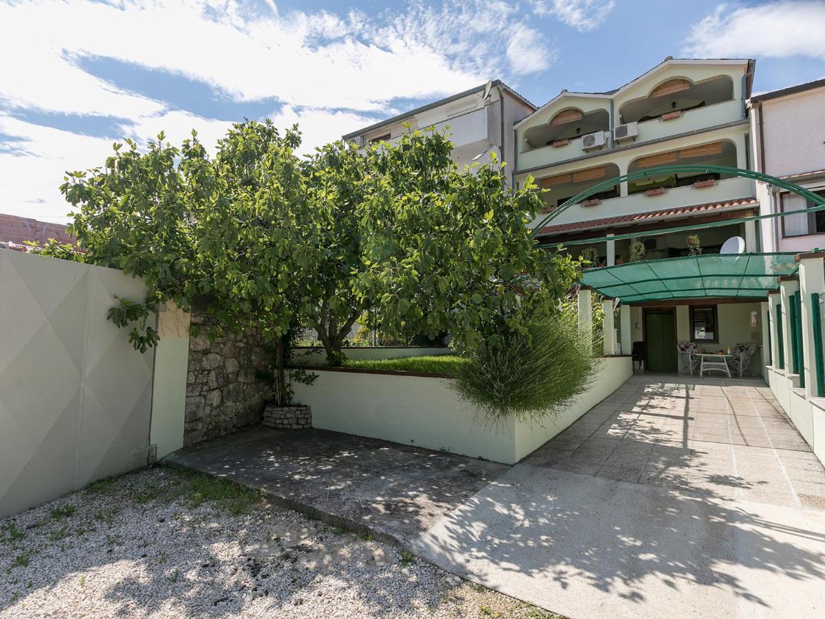 Apartments Nada Vrsar Luaran gambar